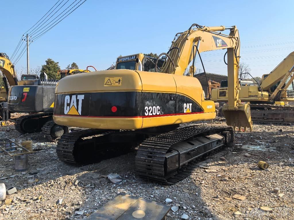 CAT 320 Vikšriniai ekskavatoriai