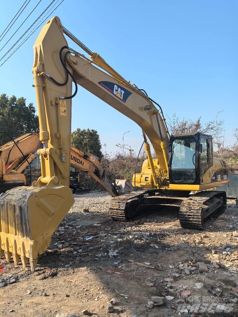 CAT 320 Vikšriniai ekskavatoriai