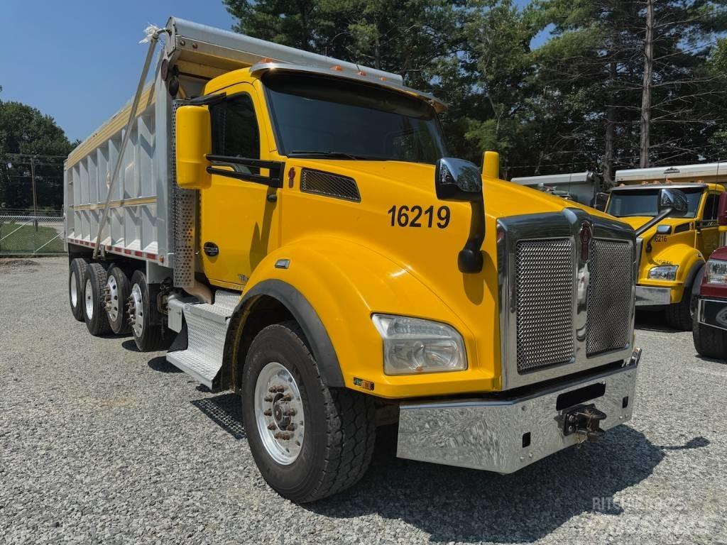 Kenworth T 880 Savivarčių priekabų vilkikai