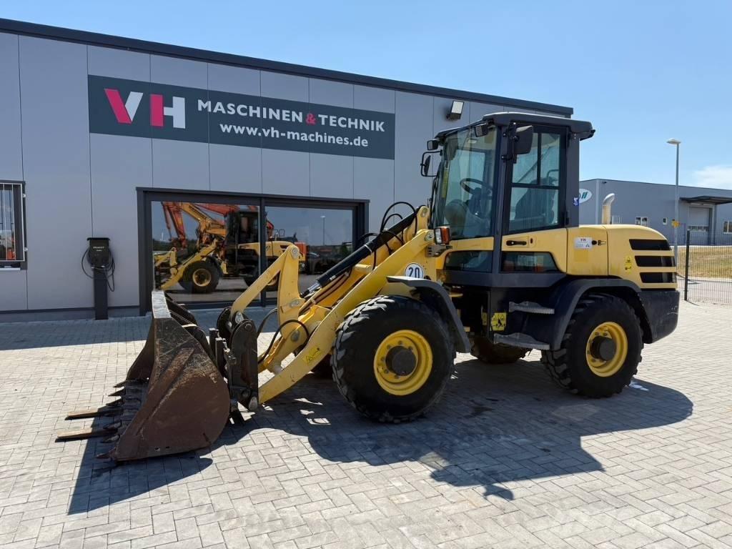 Yanmar V 80 Naudoti ratiniai krautuvai