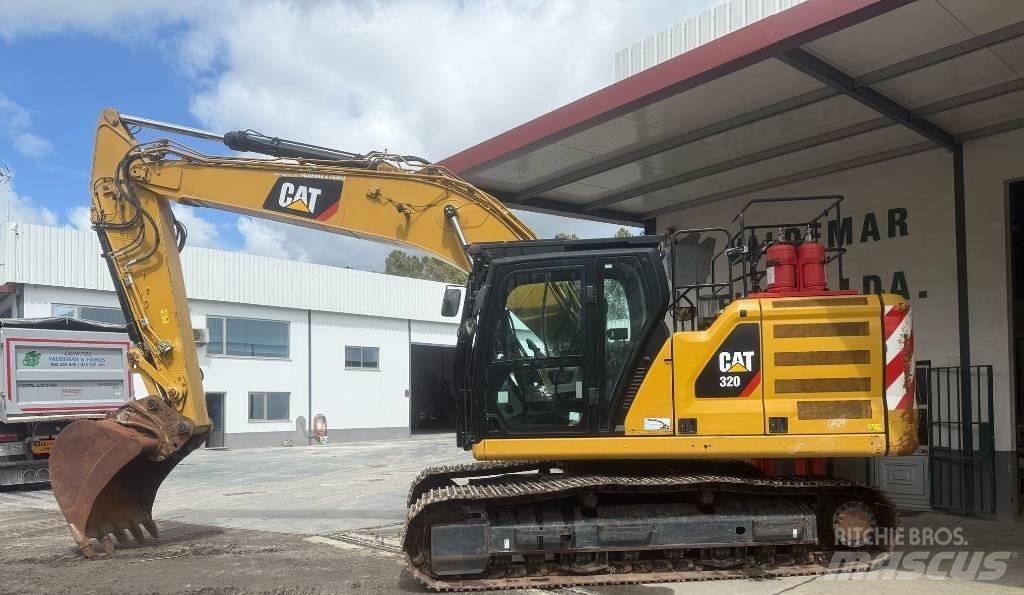 CAT 320 Vikšriniai ekskavatoriai