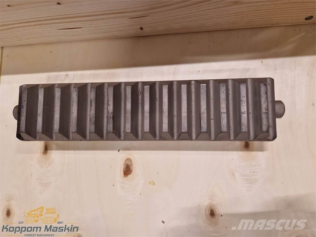  FMG/Ösa Cranab 290 Medžių kirtimo mašinų kranai