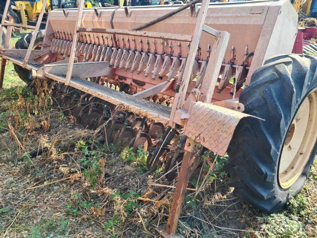 Kuhn 4M Sėjamieji kombainai