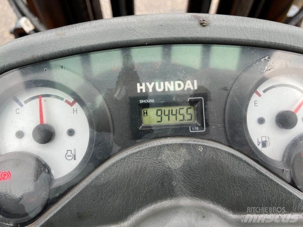 Hyundai 30D-7E Dyzeliniai krautuvai