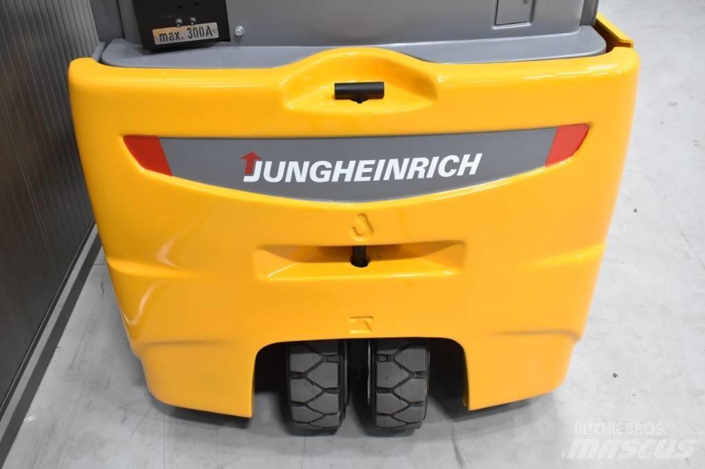 Jungheinrich EFG 220 Elektriniai šakiniai krautuvai