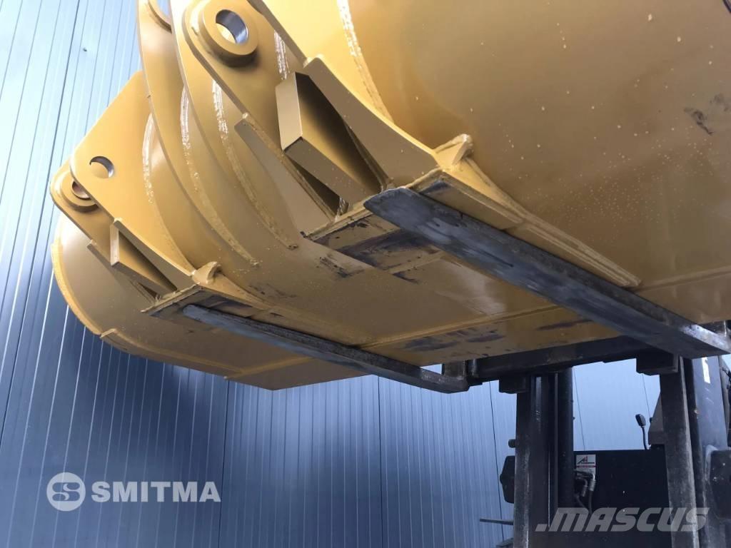 CAT 962K Kaušai