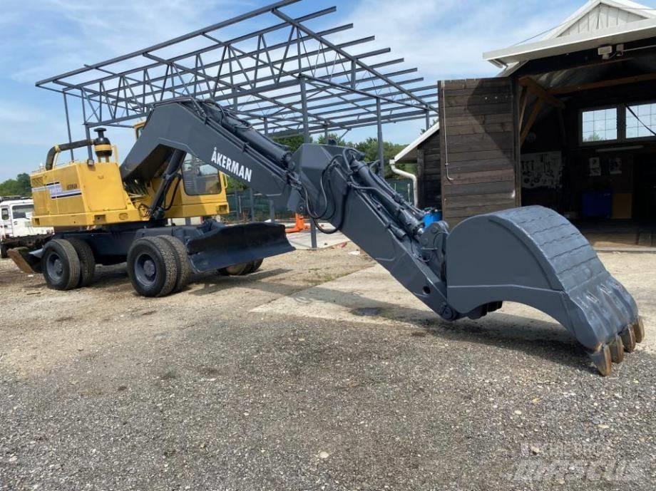 Volvo AKERMAN EW-230 Ratiniai ekskavatoriai