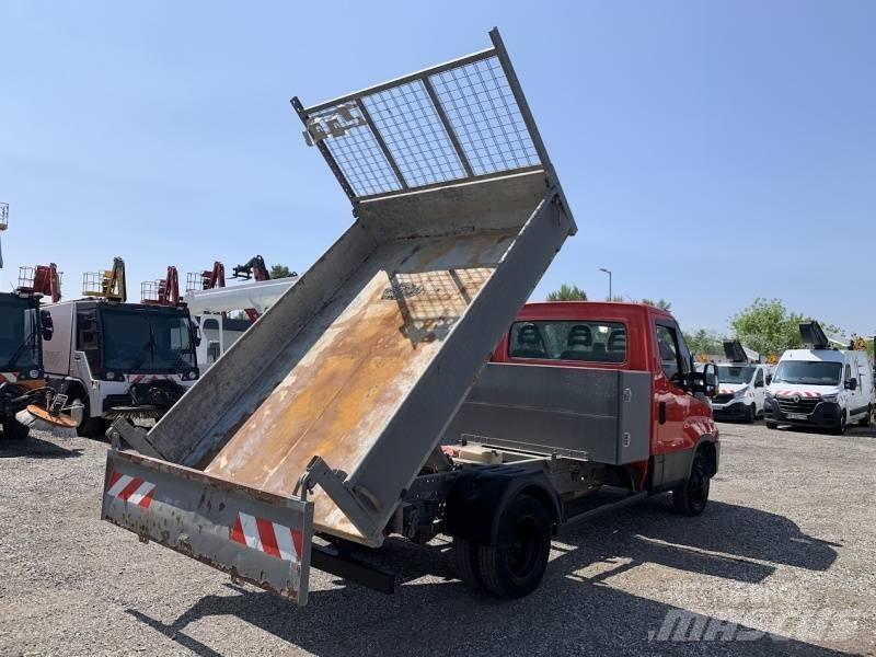 Iveco 35C13 - Tipper Savivarčių priekabų vilkikai