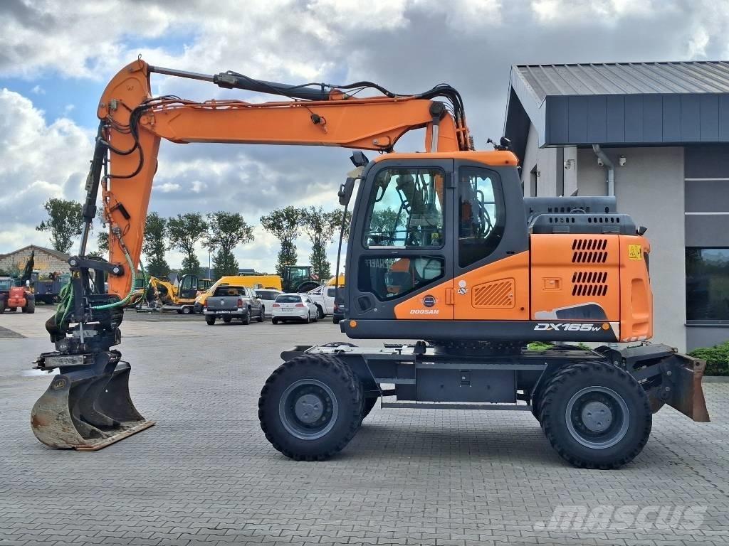 Doosan DX 165 W-5 Ratiniai ekskavatoriai