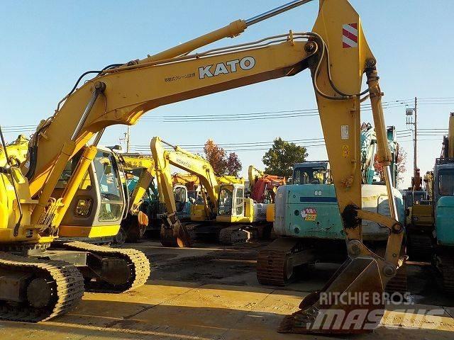 Kato HD823MR-6 Vikšriniai ekskavatoriai