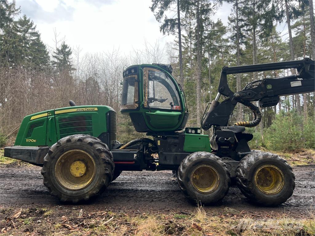 John Deere 1170E Statyba - Kita