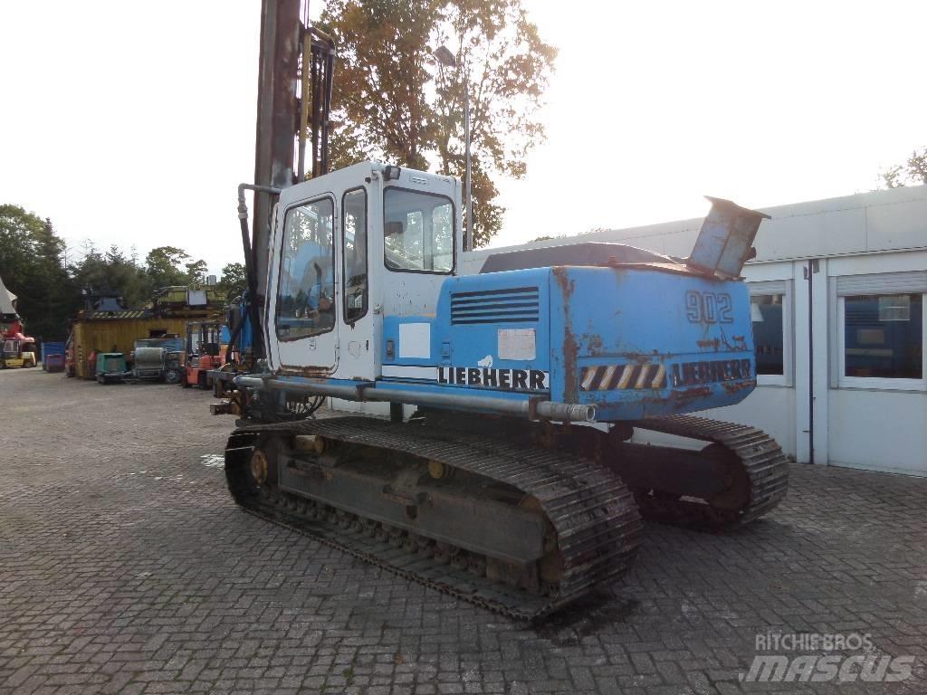 Liebherr 902 Sunkūs grąžtai