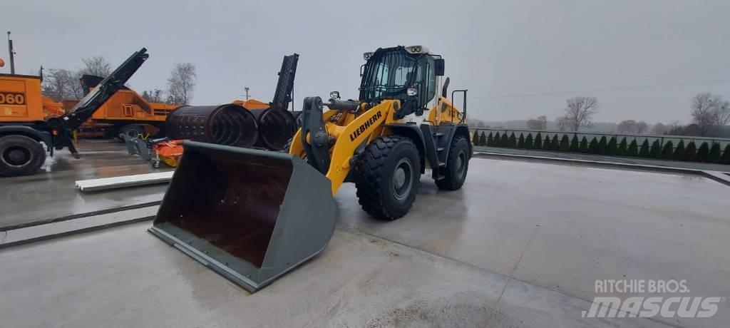 Liebherr L 538 Naudoti ratiniai krautuvai