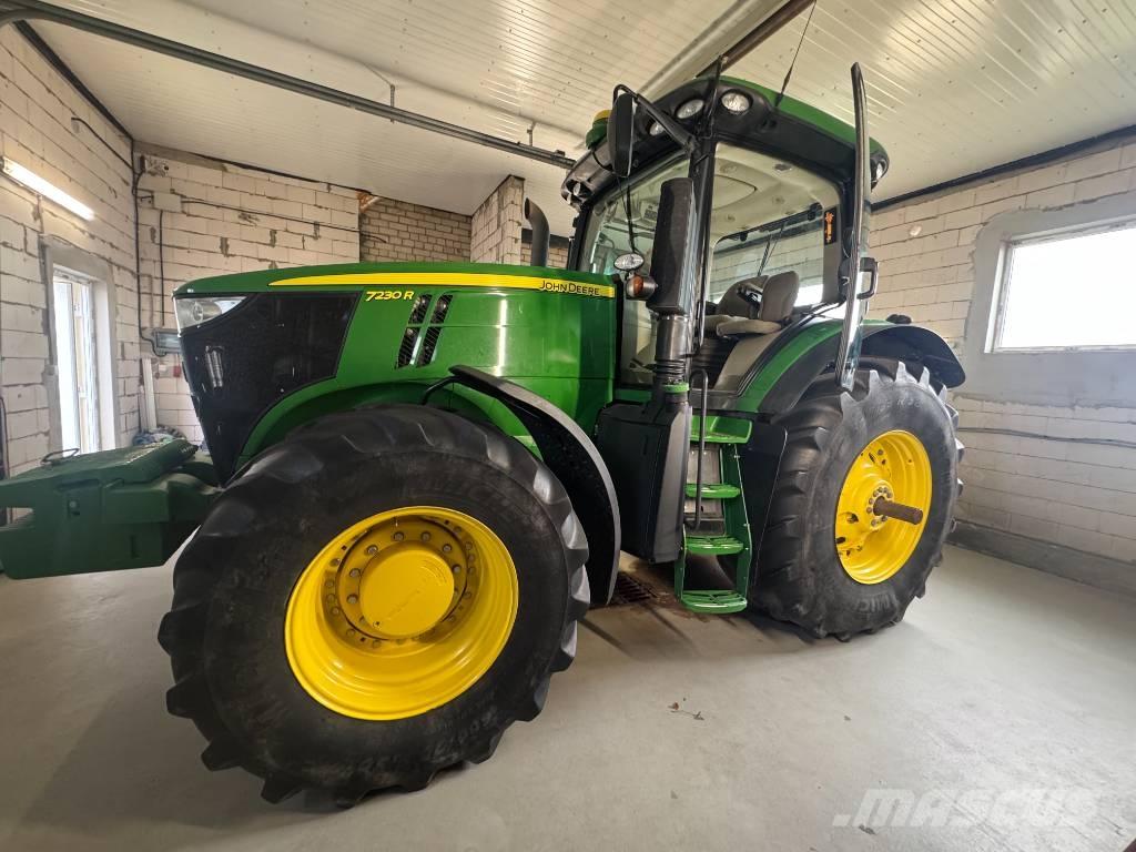 John Deere 7230 R Traktoriai