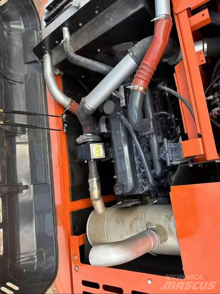 Doosan DX225LC-9C Vikšriniai ekskavatoriai