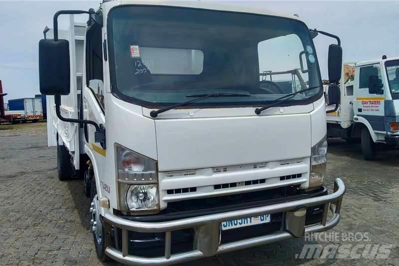 Isuzu NPR400 Kita