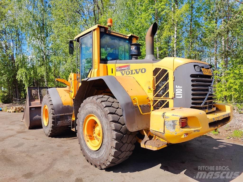 Volvo 110F Naudoti ratiniai krautuvai