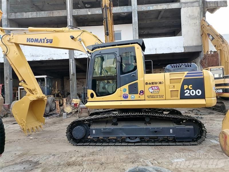 Komatsu pc200-8 Vikšriniai ekskavatoriai