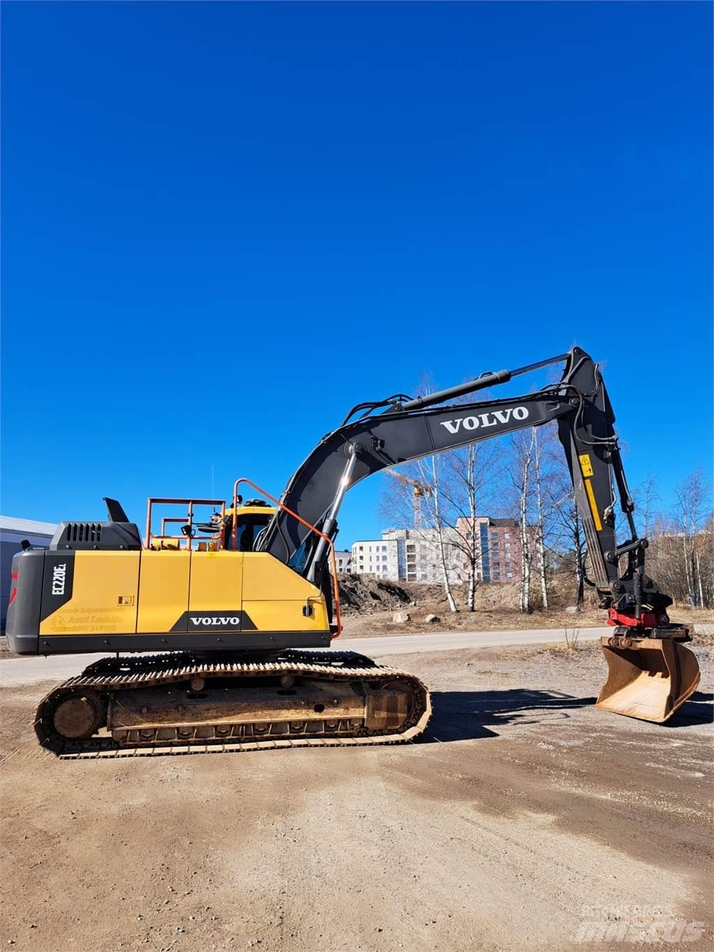 Volvo EC220EL Vikšriniai ekskavatoriai