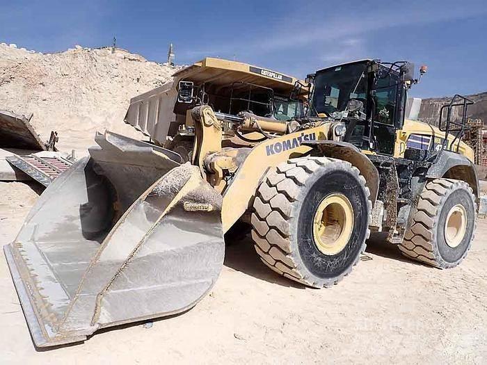 Komatsu WA475 Naudoti ratiniai krautuvai