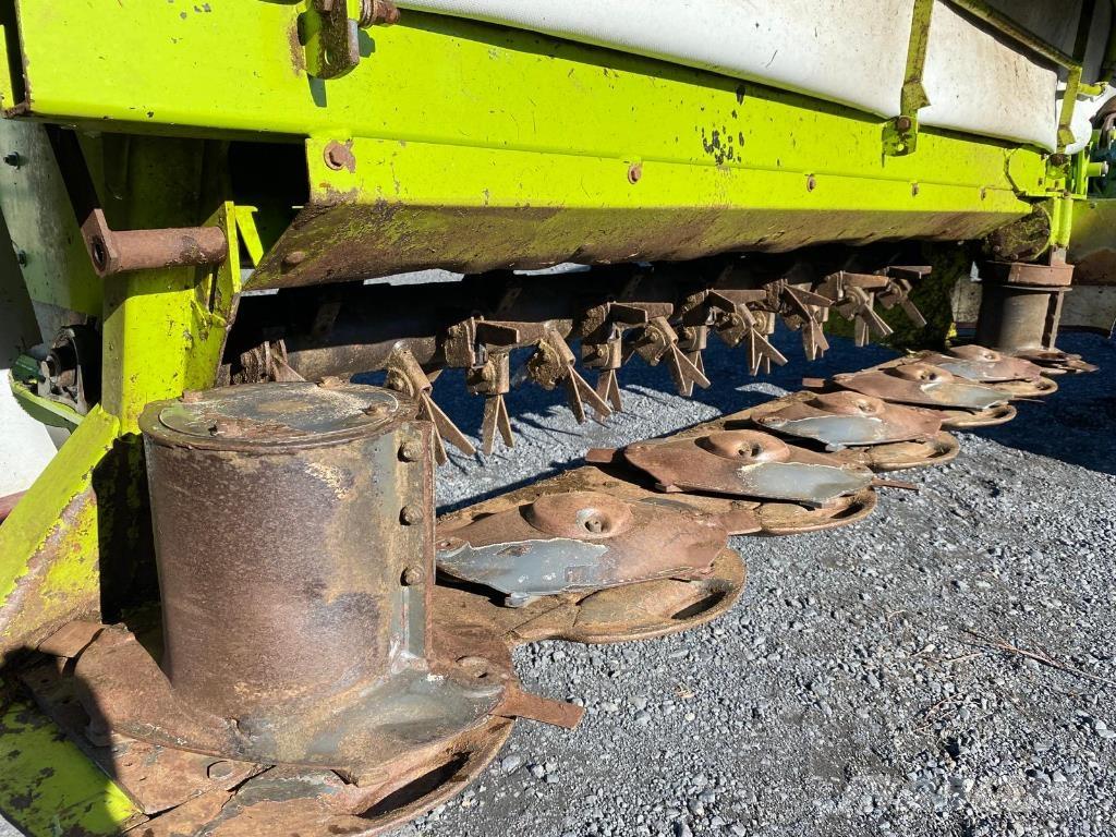 CLAAS DISCO 3050 Montuojamos ir prikabinamos šienapjovės