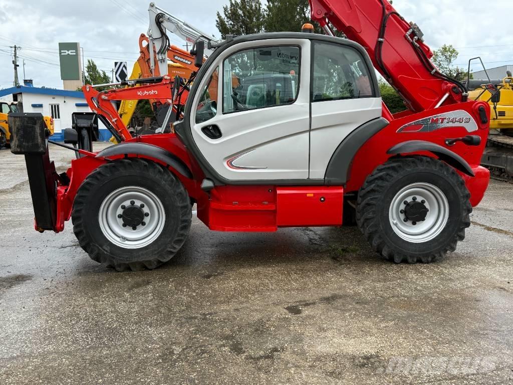 Manitou MT 1440 Teleskopiniai krautuvai