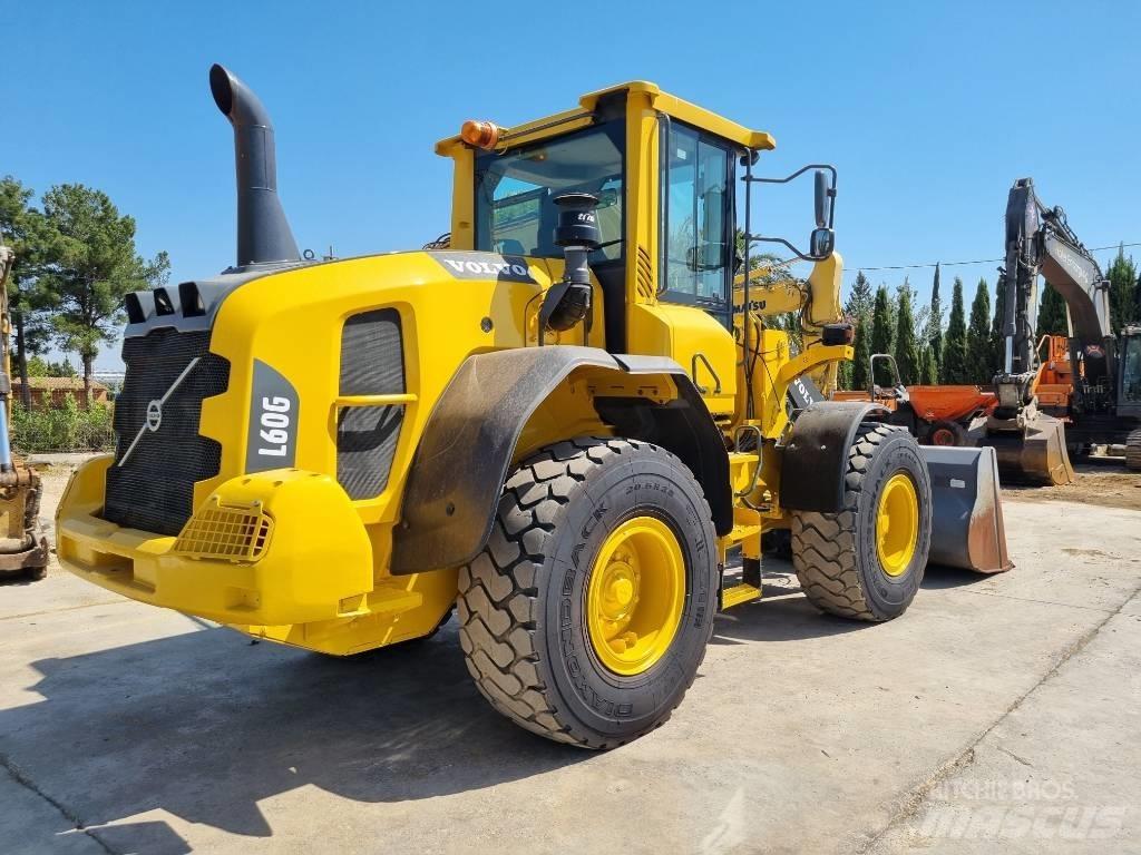 Volvo L 60 G Naudoti ratiniai krautuvai