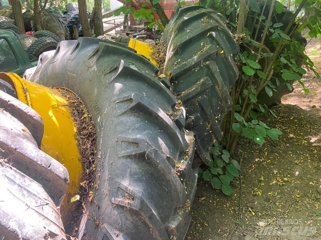 John Deere 4650 Traktoriai