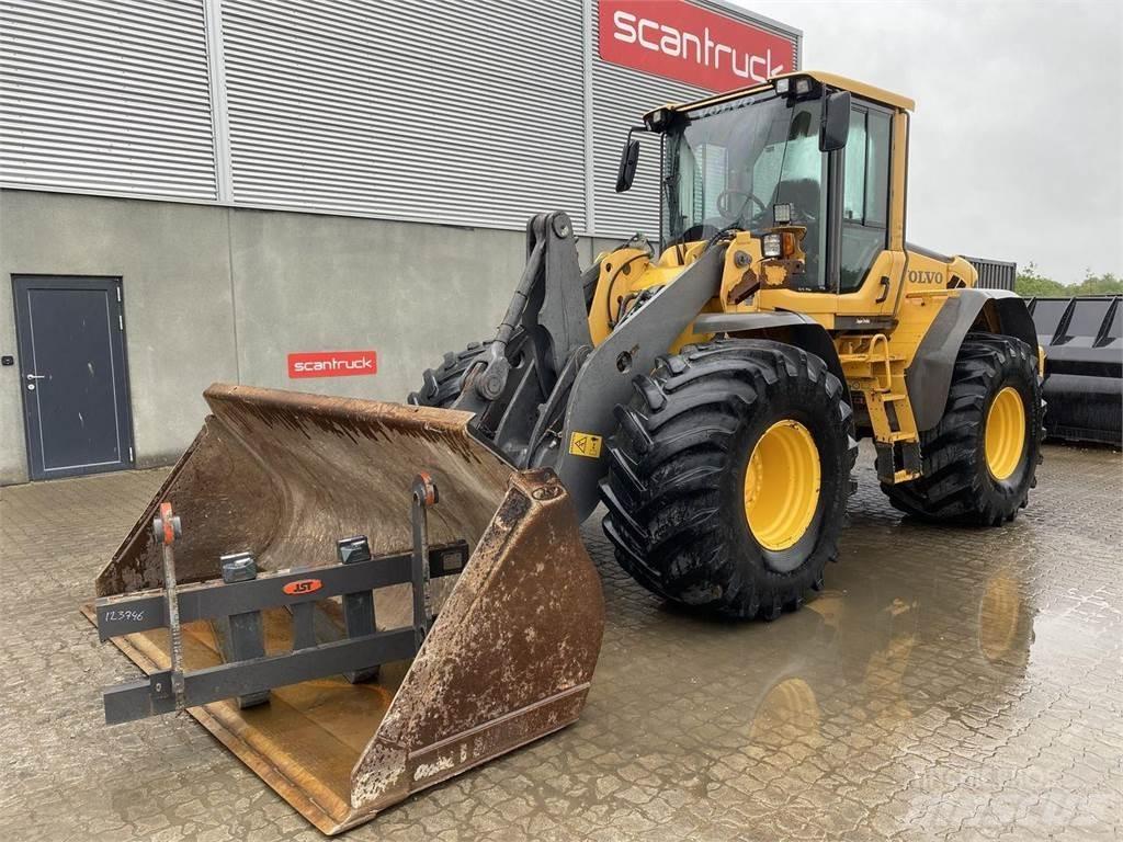 Volvo L90F Naudoti ratiniai krautuvai