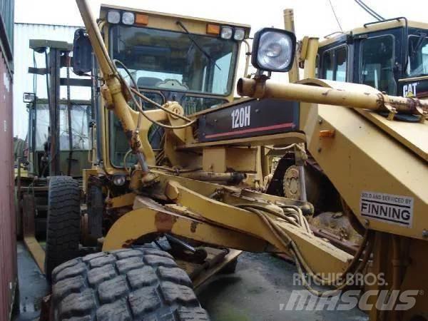 CAT 120H Greideriai