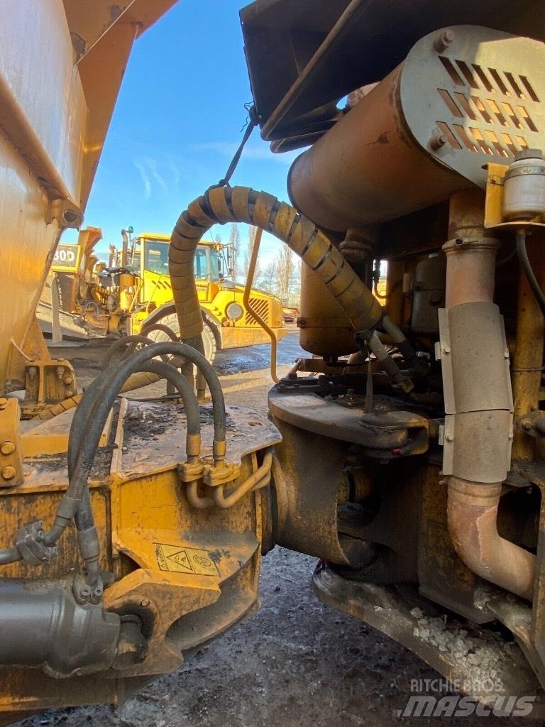 Volvo A 25 D Karjeriniai savivarčiai
