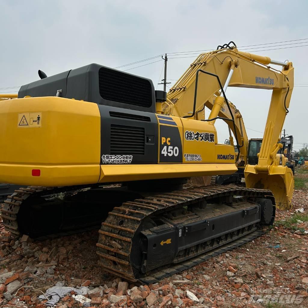 Komatsu 450 Vikšriniai ekskavatoriai