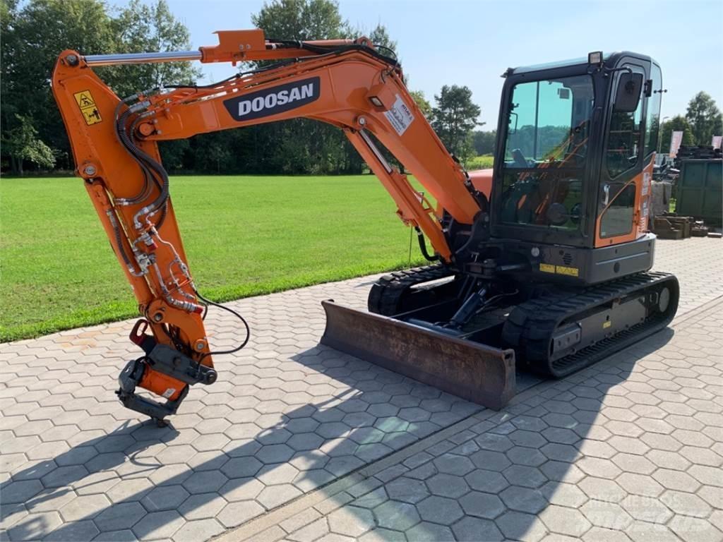 Doosan DX63-3 Mini ekskavatoriai < 7 t