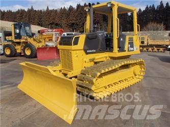 Komatsu D31PX-21 Vikšriniai buldozeriai