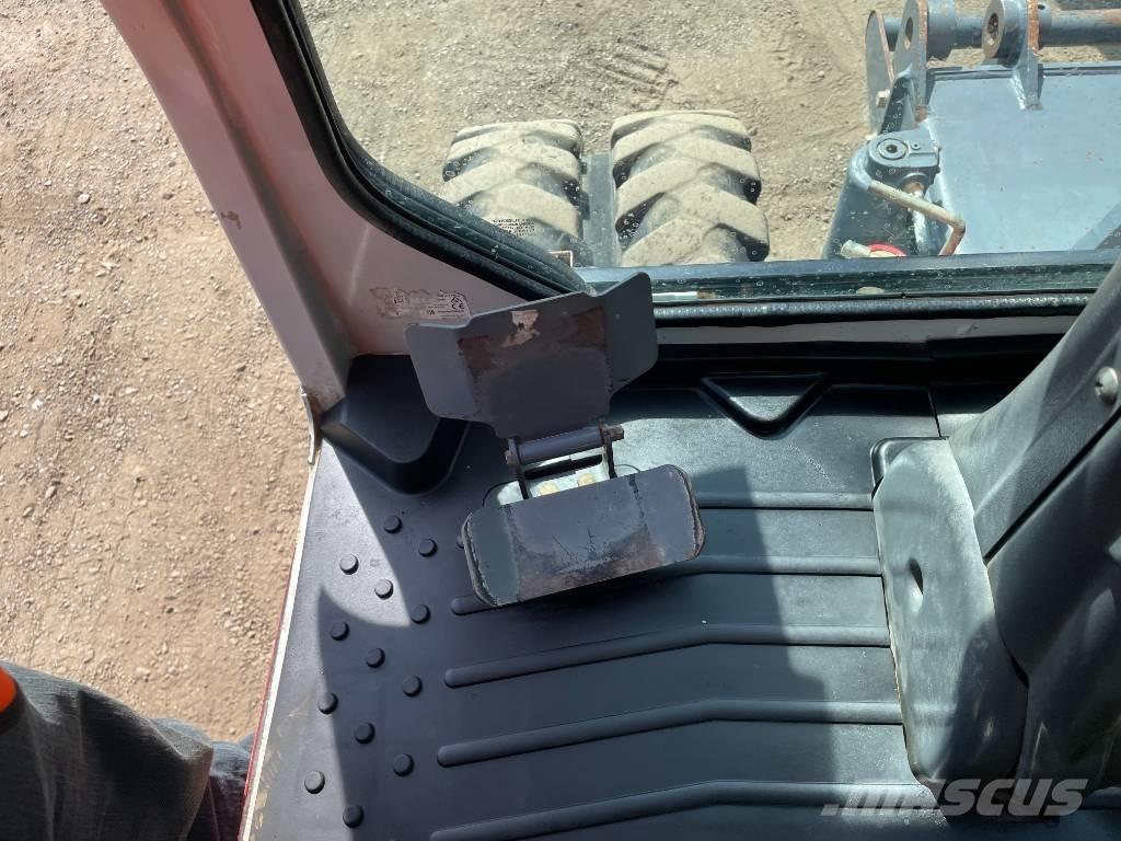 Takeuchi TB 295 W Ratiniai ekskavatoriai