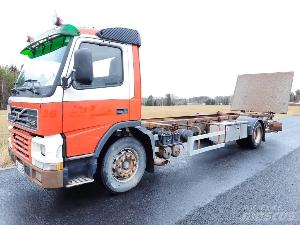 Volvo FM12 Konteinerių nuožulnaus pakėlimo ant platformos krautuvai