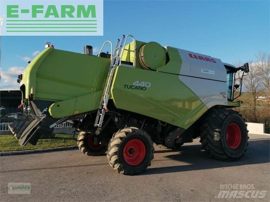 CLAAS tucano 440 Derliaus nuėmimo kombainai