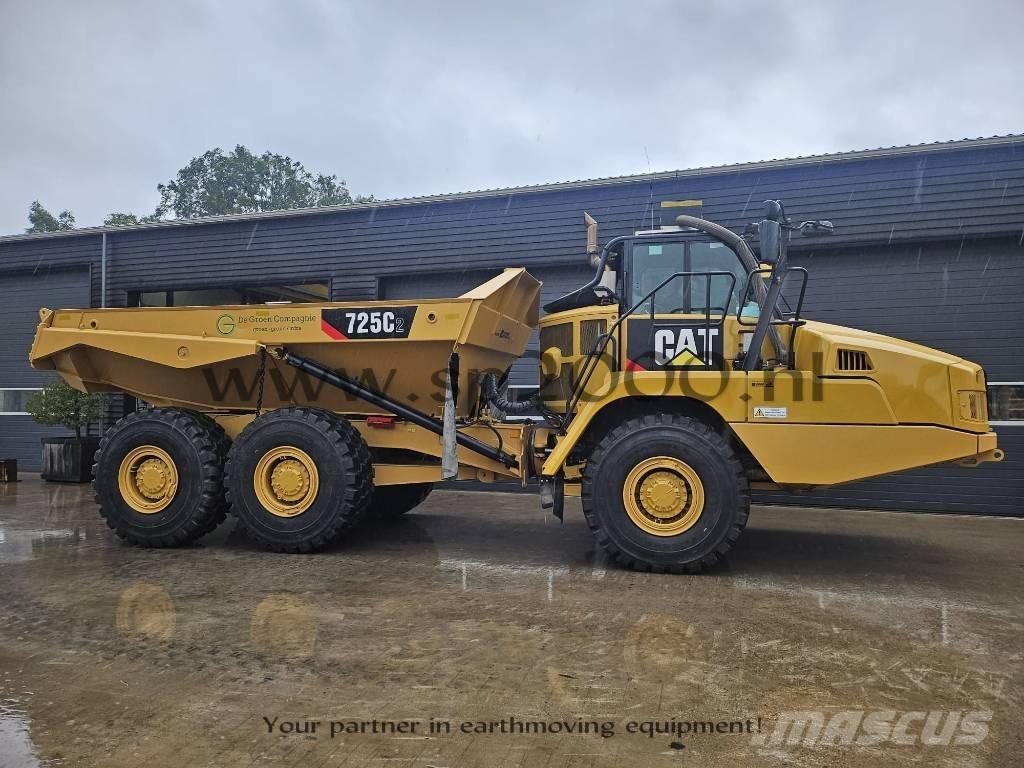 CAT 725C2 Karjeriniai savivarčiai