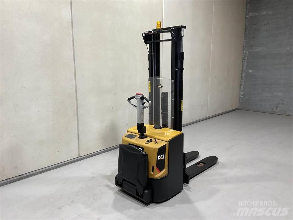 CAT NSP16N2R Savaeigiai rietuvai