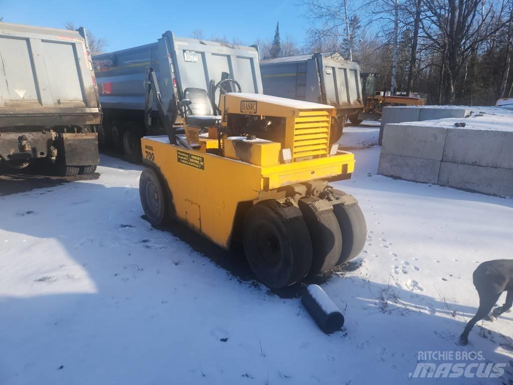 Basic 700 Pneumo volai