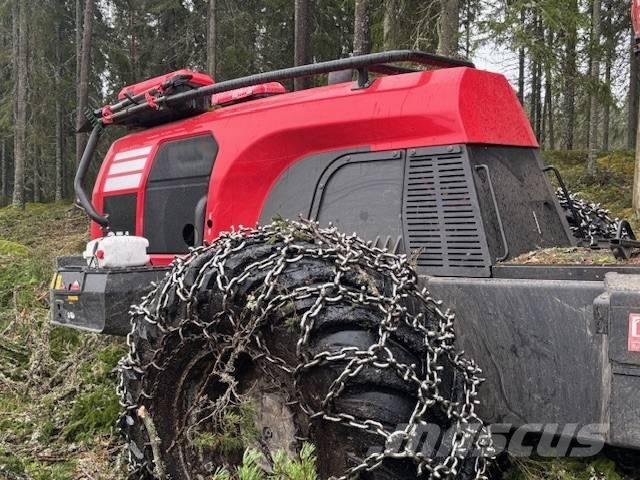 Komatsu 951 Miško technika (Harvesteriai)