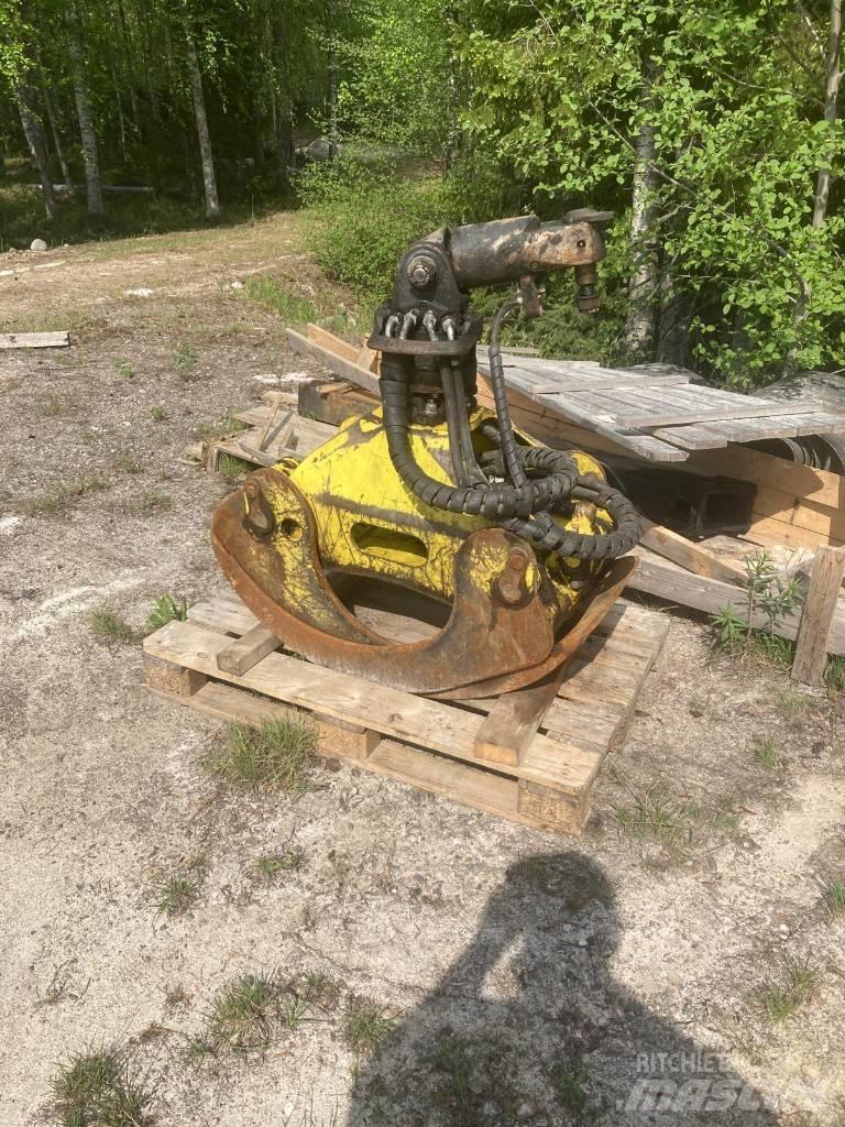 Loglift F118ST9.6 Medienos kranai