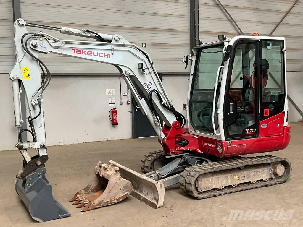Takeuchi TB 240 Mini ekskavatoriai < 7 t