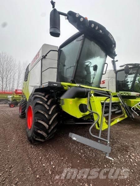 CLAAS TRION 750 Derliaus nuėmimo kombainai
