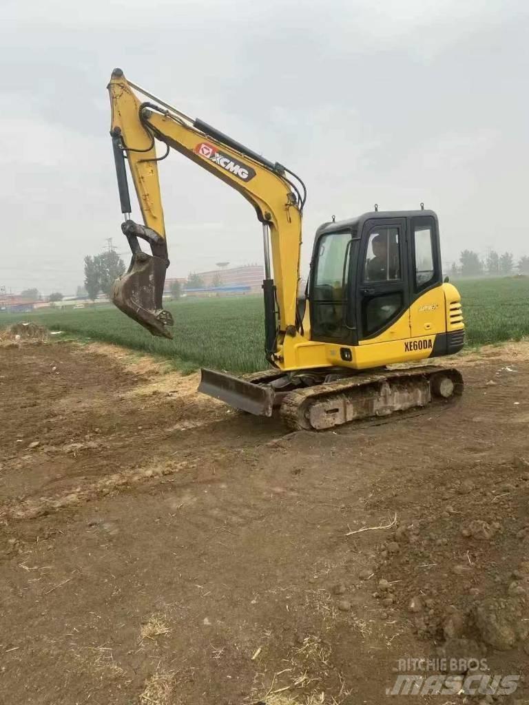 XCMG XE 60 DA Mini ekskavatoriai < 7 t