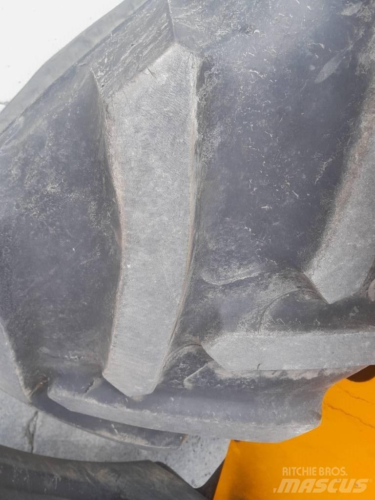 JCB 526-56 Teleskopiniai krautuvai žemės ūkiui