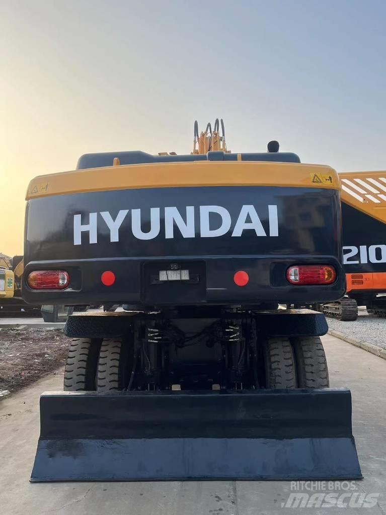 Hyundai R210W-9 Ratiniai ekskavatoriai