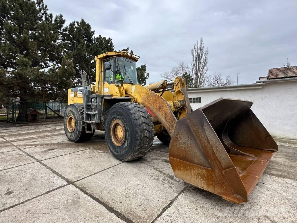 Komatsu WA500-3 Naudoti ratiniai krautuvai