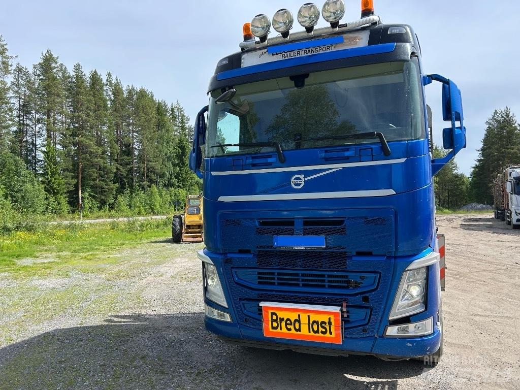 Volvo FH 500 Miško mašinų transportavimo sunkvežimiai