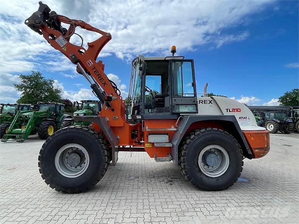 Terex TL210 Naudoti ratiniai krautuvai